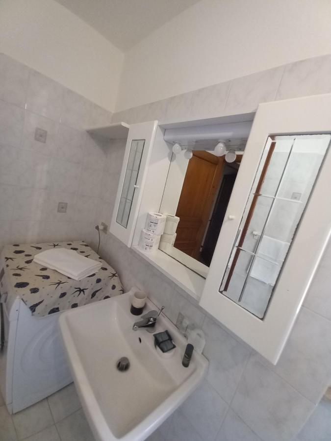 Da Isabella Apartment Vernazza Luaran gambar