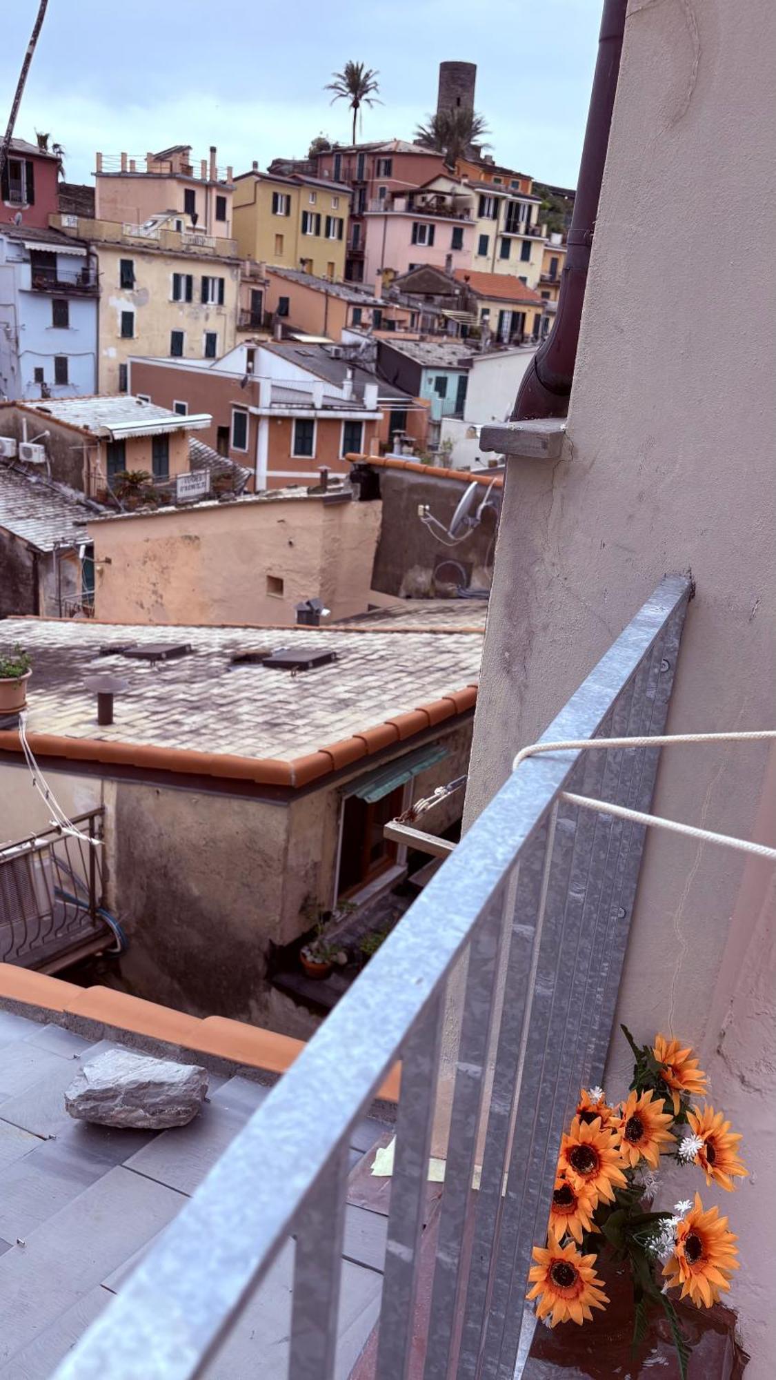 Da Isabella Apartment Vernazza Luaran gambar